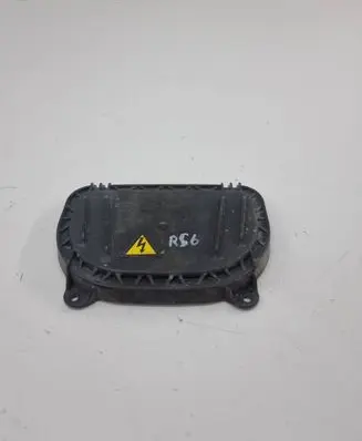 Audi RS6 C7 Headlight/headlamp dust cover 17606000