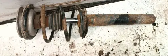 BMW 5 E39 Front shock absorber/damper AR02