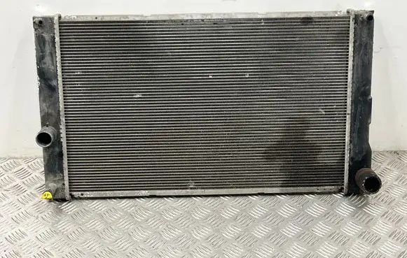 Toyota Auris E180 Coolant radiator MF4221341041 140603 2045