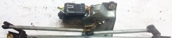 Opel Tigra A Front wiper linkage and motor