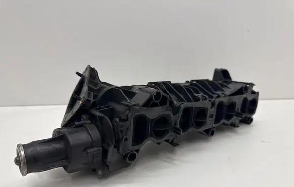 BMW 5 F10 F11 Intake manifold 780799106 8506406