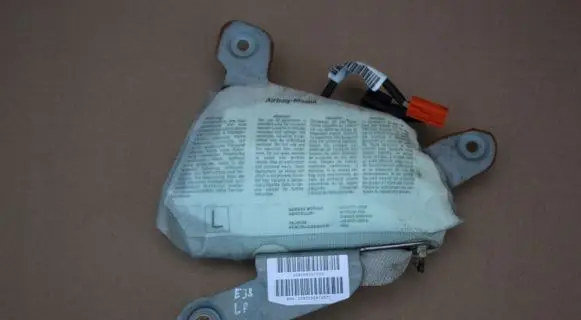 BMW 5 E39 Front door airbag 30826833103D
