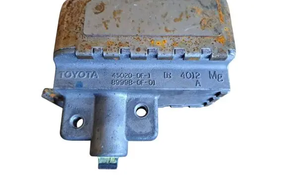 Toyota Corolla Verso AR10 Steering wheel lock 450200F1 899980F01