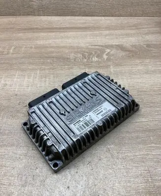 Renault Laguna I Gearbox control unit/module 8200211611 8200052418 S118038004A