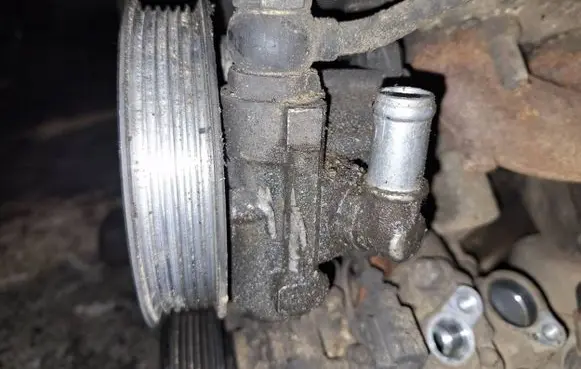 Audi A6 S6 C6 4F Power steering pump