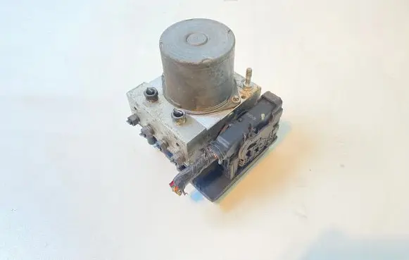 Nissan Note (E11) ABS Pump 0265950496 0602111113 0265235047
