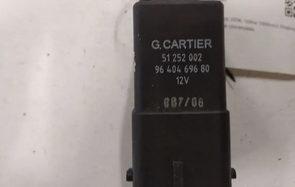 Citroen C5 Glow plug pre-heat relay 51252002 9640469680