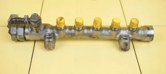 Mazda 3 III Fuel line pipe SH01