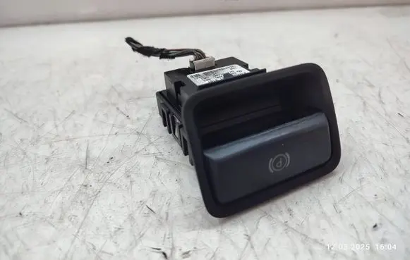 Mercedes-Benz GL X166 Hand brake release handle A2469050451