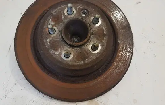 Ford Mondeo MK IV Rear wheel hub spindle/knuckle 