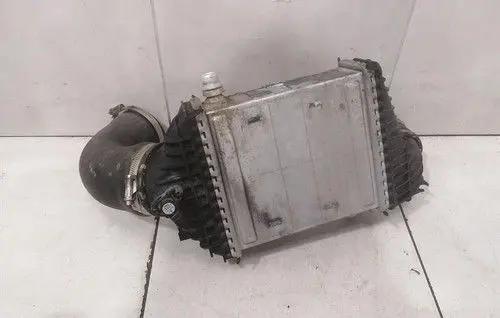 Mercedes-Benz A W176 Intercooler radiator A1330900014