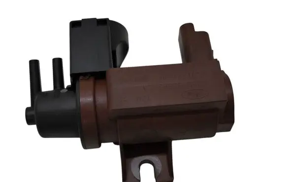 Volvo V50 Turbo solenoid valve 6G9Q9E882CA 08T169 70177100