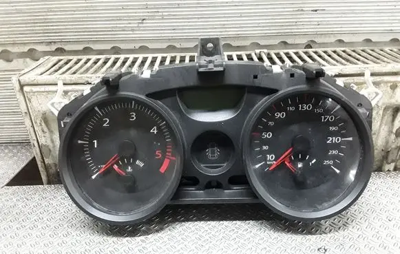 Renault Megane II Speedometer (instrument cluster) 8200408785