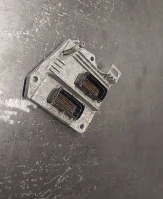 Opel Astra H Engine control unit/module 12230740