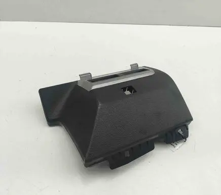 Dashboard glove box trim
