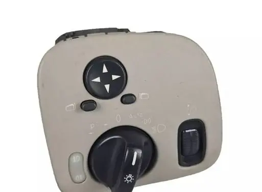 Mercedes-Benz C W203 Light switch A2035450604