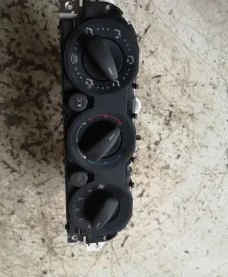Ford Focus Climate control unit 7M5T19980BB
