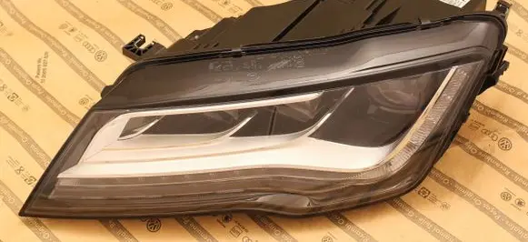 Audi A7 S7 4G Headlight/headlamp 4G8941033