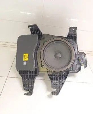 KIA Niro Subwoofer speaker 96380G5100 8946021601A 18617D0021