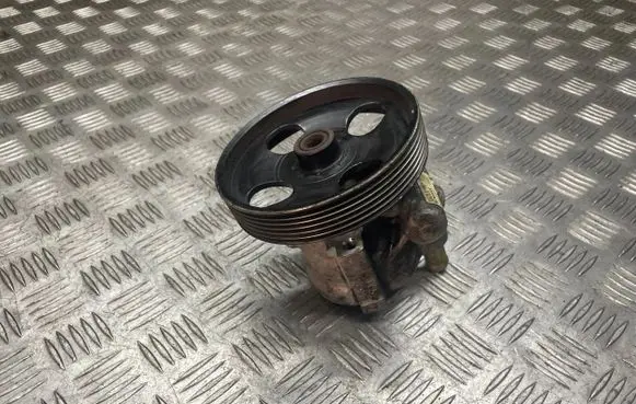 Renault Laguna II Power steering pump 8200096704 8200100080 26092070EA