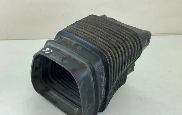 Audi A6 S6 C6 4F Air intake duct part 4F0129740C