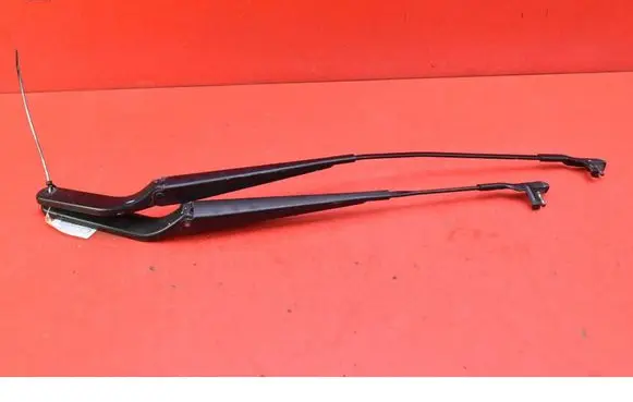 BMW X5 E70 Front wiper blade arm 7153739-04