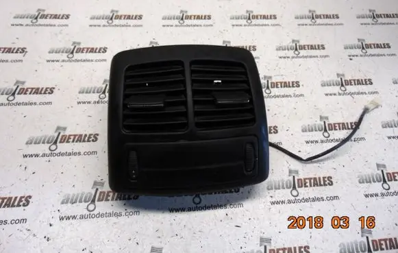 Mercedes-Benz E W211 Rear air vent grill A2118300954