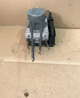 Mercedes-Benz Sprinter W906 ABS Pump 0265950481