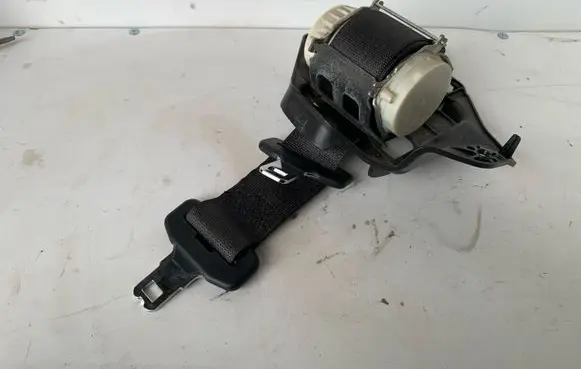 Opel Meriva B Middle seatbelt (rear) 34083026B