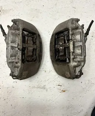 Audi Q5 SQ5 Front brake caliper 8R0615105AC 8R0615105BR