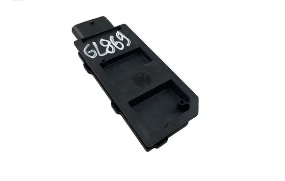 Volkswagen Golf VIII Keyless system antenna 5WA962133E
