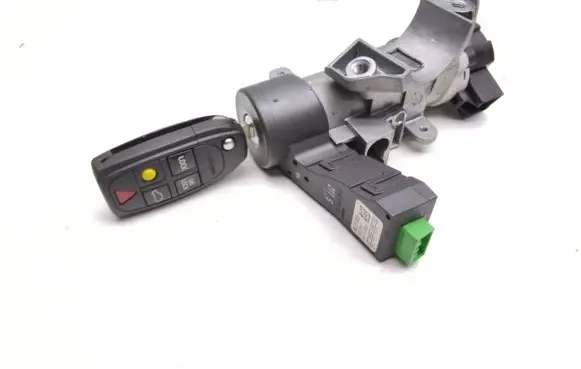 Volvo XC90 Ignition lock 8626324 8621509 8626557