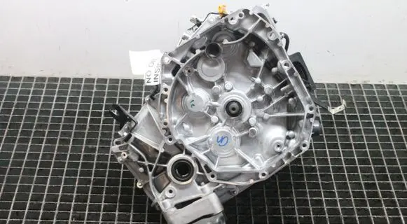 Renault Arkana Automatic gearbox 304017783R EHM1