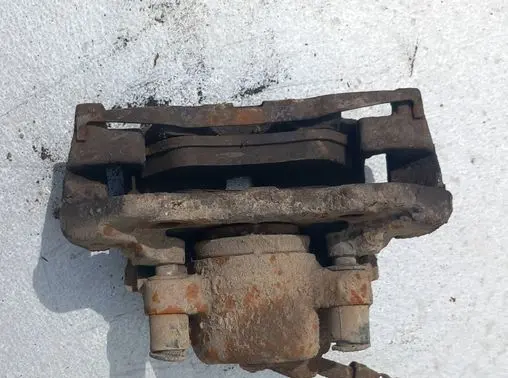 Mercedes-Benz Sprinter W901 W902 W903 W904 Rear brake caliper