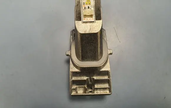 BMW 7 F01 F02 F03 F04 LED ballast control module 63117339003 7339003