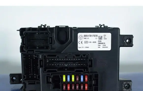 Fiat Punto (199) Fuse box set 00517817570