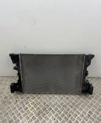 Coolant radiator