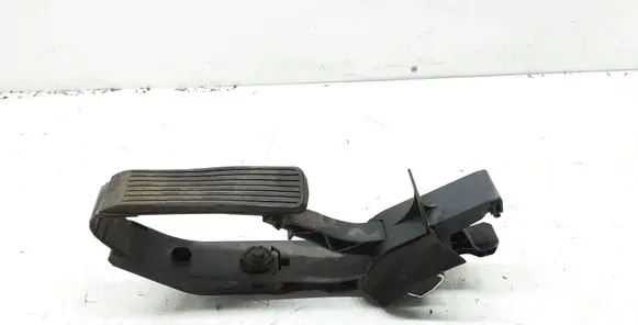 Mercedes-Benz E W211 Accelerator throttle pedal A2113000404