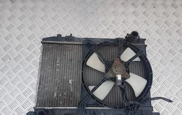 Nissan Almera Coolant radiator