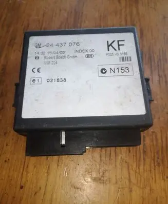 Opel Zafira A Comfort/convenience module 24437076 F0005V00155