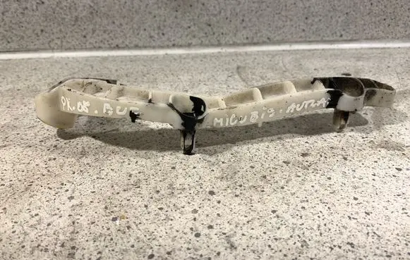 Mitsubishi Outlander Front bumper mounting bracket 1Z6N