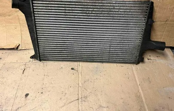 Audi A6 S6 C5 4B Intercooler radiator 4BO145805
