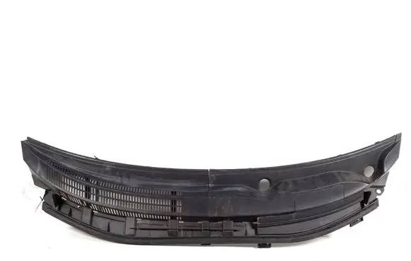 Toyota Urban Cruiser (XP110) Wiper trim