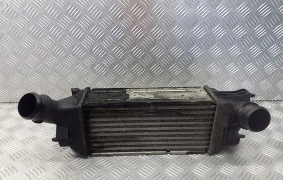 Citroen C5 Intercooler radiator 9645682880