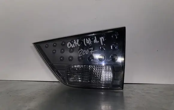 Mitsubishi Outlander Tailgate rear/tail lights 1146356R