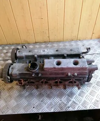 Opel Tigra A Engine head R90470271