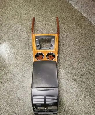 Volkswagen Phaeton Center console