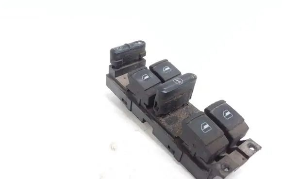 Volkswagen Golf IV Electric window control switch 1J4959857B