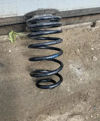 Mercedes-Benz Vito Viano W447 Rear coil spring A4473240534 G104