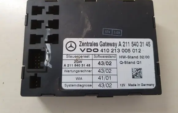 Mercedes-Benz E W211 Gateway control module A2115403145